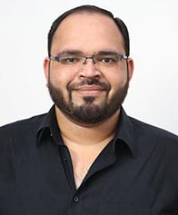 Prof. Karan Latayan